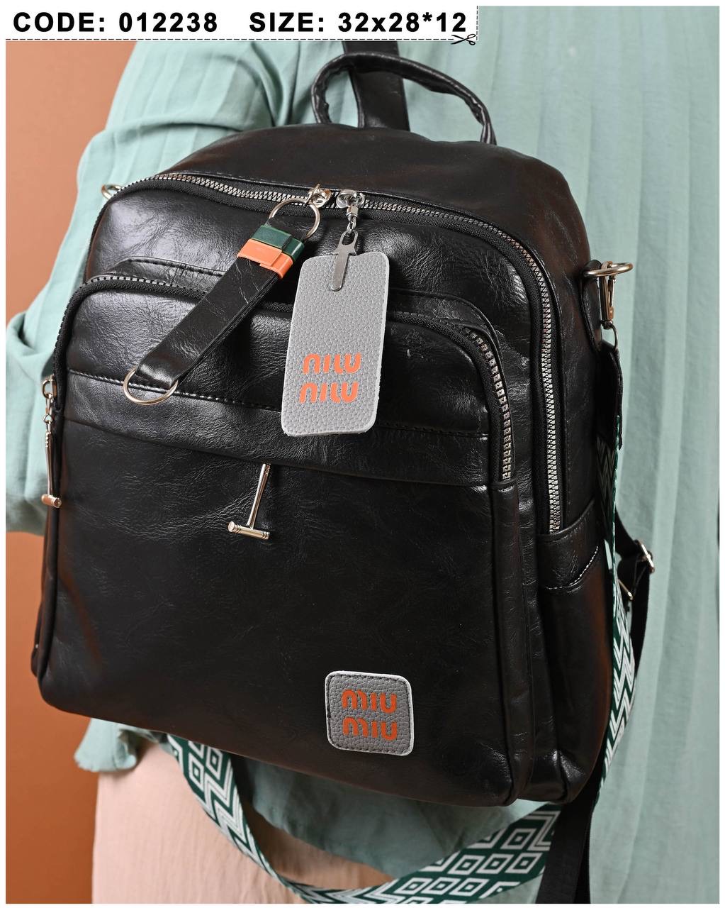 /public/uploads/photos/shares/Suzy bags/IMG_3363.jpeg